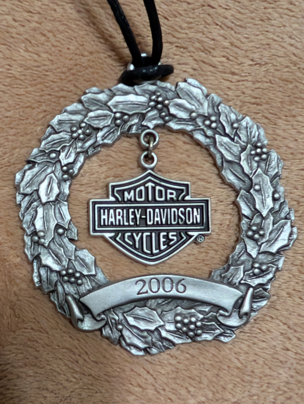 Vintage Harley-Davidson®  2006 Pewter Christmas Wreath Ornament